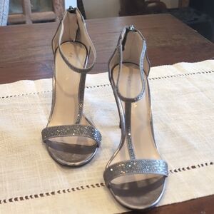 Pelle Moda Glittering Silver Heels